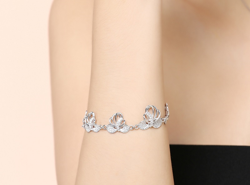 Lắc tay hình hoa tinh xảo